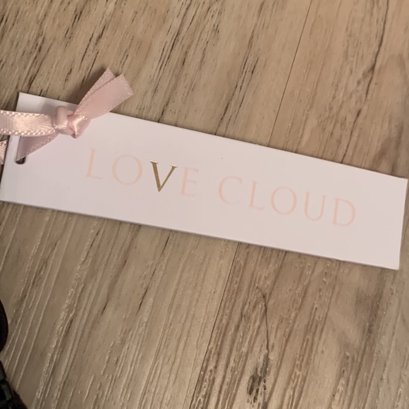 Victoria Secret Love cloud push up bra 36B NWT - Picture 3 of 14